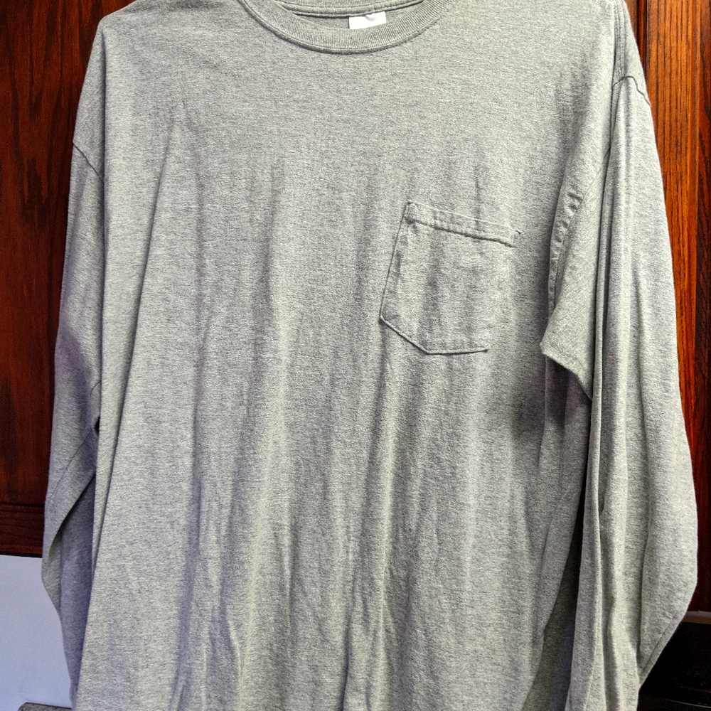 Long sleeve t-shirt